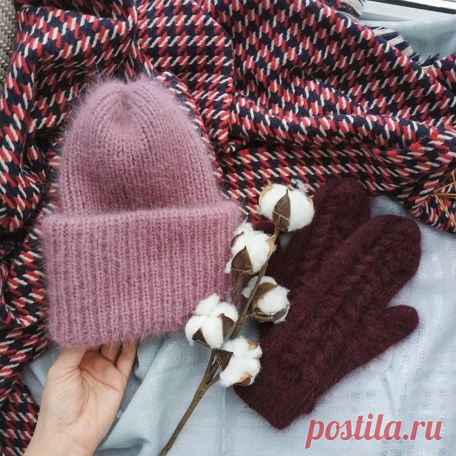 Шапка спицами из пряжи 