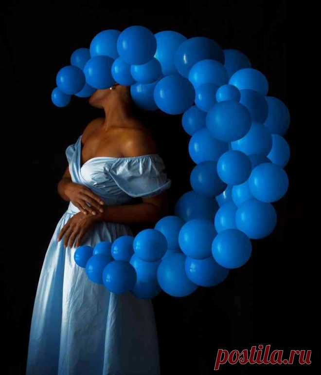 Автопортреты и шары. Fares Micue (фото) - Художники, фотографы и скульпторы со всего света