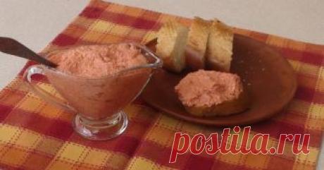 Урнебес - вкуснейшая закуска. Салат, соус и намазка на хлеб в одном блюде Автор рецепта Оксана Коваленко Урнебес - вкуснейшая закуска. Салат, соус и намазка на хлеб в одном блюде - пошаговый рецепт с фото. Готовим вкуснейшую сербскую закуску - урнебес. Состоит она из творога или брынзы и запеченного болгарского перца, можно еще добавить чеснок и приправы. Для любителей жгучего, можно добавить побольше острого перца и получится обжигающая закуска. Точного рецепта нет, так ч...