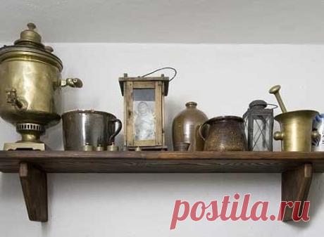 Настенные полки в кухне