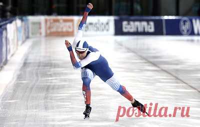 Конькобежка Голикова заняла второе место на дистанции 500 м на этапе Кубка мира в США. Победу одержала американка Эрин Джексон