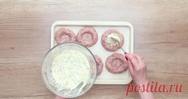 Гнезда из фарша с сыром