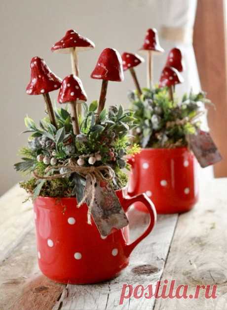 Пин содержит это изображение: Spring mushrooms!Red mushrooms !Spring decoration! 🍄🍄🍄🍄