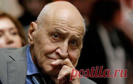 Николай Дроздов находится в больнице после падения. Заслуженный артист России Дмитрий Дунаев сообщил, что телеведущий провел несколько дней в палате интенсивной терапии