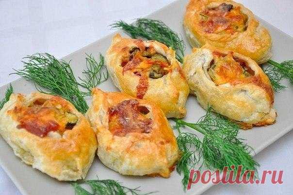 Лодочки из слоёного теста-быстро,просто,вкусно