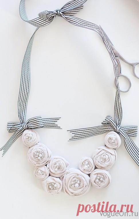 Ожерелье из цветов