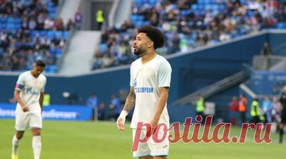 В сборной Бразилии заявили, что «Зенит» угрожал Клаудиньо и Малкому расторжением контракта. Директор по развитию Бразильской конфедерации футбола Жуниньо Паулиста объяснил, почему футболисты «Зенита» Клаудиньо и Малком не были вызваны на чемпионат мира 2022-го в Катар. Читать далее