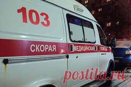 В российском городе второклассник упал на улице в яму с кипятком. В Челябинске второклассник упал на улице в яму с кипятком, вырытую представителями городских коммунальных служб. Об этом сообщил источник РЕН ТВ, знакомый с ситуацией. Собеседник телеканала пояснил, что рабочие разрыли участок теплотрассы и не установили на месте ограждения.