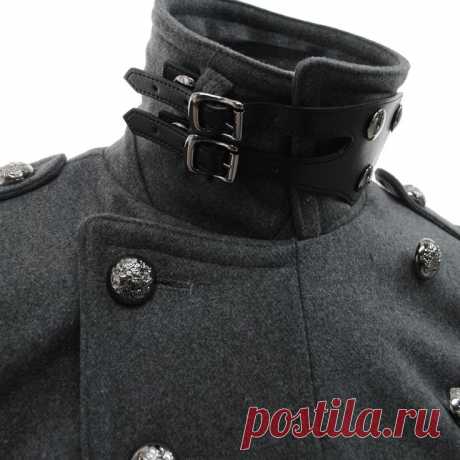 Дизельпанк. Шинель с высоким воротом.