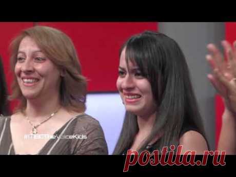 Syrian girl cries for peace in The Voice Kids (Very emotional)