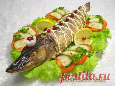 Новогодний стол. Фаршированная щука | Четыре вкуса