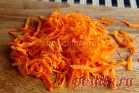 Витаминный салат с маслинами, яблоками и сыром. Рецепт с пошаговым фото