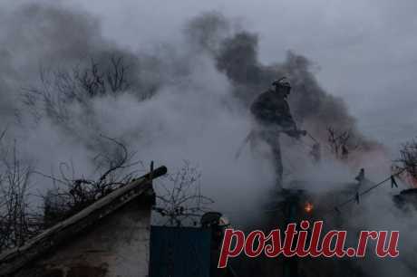 ВСУ сообщили о пожаре в Одессе после ночных взрывов. В Запорожской области прозвучали взрывы, после чего поступили сообщения о повреждении нескольких объектов инфраструктуры.