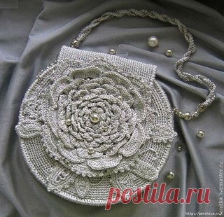 Сумочка с розой
#крючок #вязаная_сумка