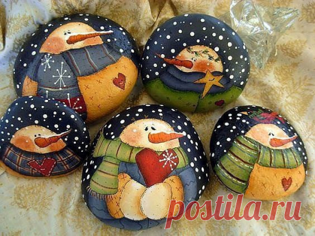 ❄Снеговики, нарисованные на камнях / Необычные поделки