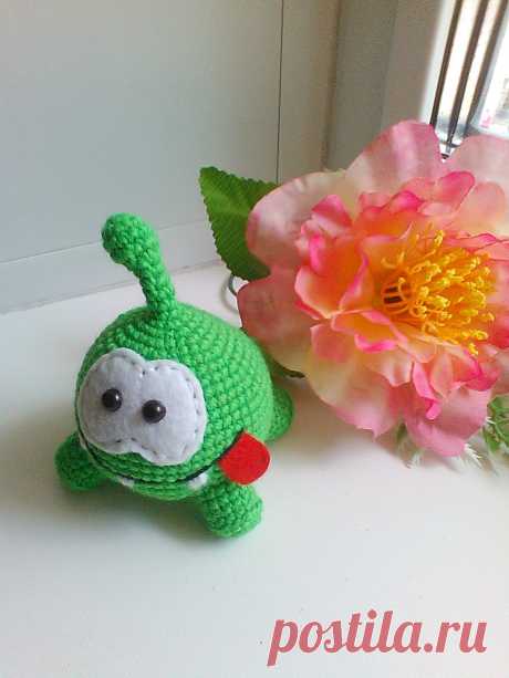 PDF Ам Ням. FREE amigurumi crochet pattern. Бесплатный мастер-класс, схема и описание для вязания игрушки амигуруми крючком. Вяжем игрушки своими руками! Приключения Ам Няма, Истории Ам Няма, Om Nom Stories, Cut the Rope. #амигуруми #amigurumi #amigurumidoll #amigurumipattern #freepattern #freecrochetpatterns #crochetpattern #crochetdoll #crochettutorial #patternsforcrochet #вязание #вязаниекрючком #handmadedoll #рукоделие #ручнаяработа #pattern #tutorial #häkeln #amigurumis