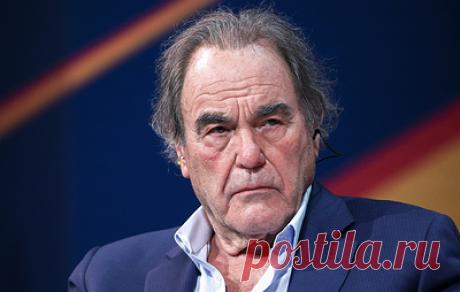 Оливер Стоун: финансисты перережут горло любому, уничтожат любую страну. 15 сентября исполнилось 79 лет Оливеру Стоуну — легендарному американскому режиссеру, участнику войны во Вьетнаме и трехкратному обладателю "Оскара". В интервью он рассказал о тяжелом опыте съемок фильма "Взвод", борьбе с цензурой и властью, личных взглядах на войну и киноиндустрию, а также делится историями о работе с известными актерами и непростой судьбе своих проектов