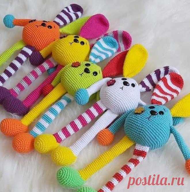 🐰🤩 Полосатый ЗАЙЧИК крючком Мастер-класс - Коллекция МК Символ 2023 | Подарки 108 - Вяжем с душой | Яндекс Дзен