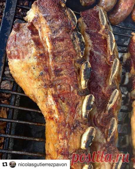 recetasargentinas. Tira de asado a la parrilla.