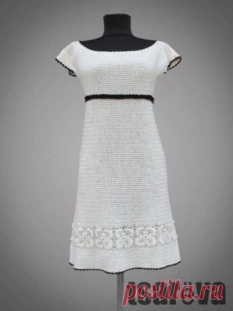 Crochet dress Mademoiselle Coco. White elegant handmade women day or cocktail organic cotton crochet dress. Made to order. Free shipping. Crochet dress Mademoiselle Coco. White elegant handmade women day or cocktail organic cotton crochet dress. Made to order. Free shipping.  This charming dress in the style of Chanel, like a soft white cloud envelops the female figure, emphasizing its fragility and weightlessness. A thin black belt