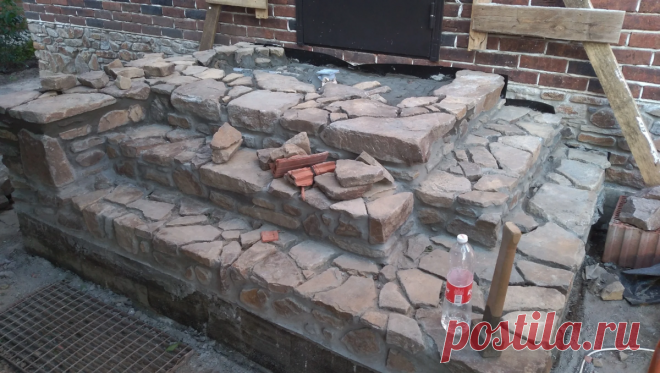 Эту хитрость с половиком я подсмотрел у немцев - вода с обуви уходит в сток, а коврик остается неподвижным | Строю для себя | Дзен