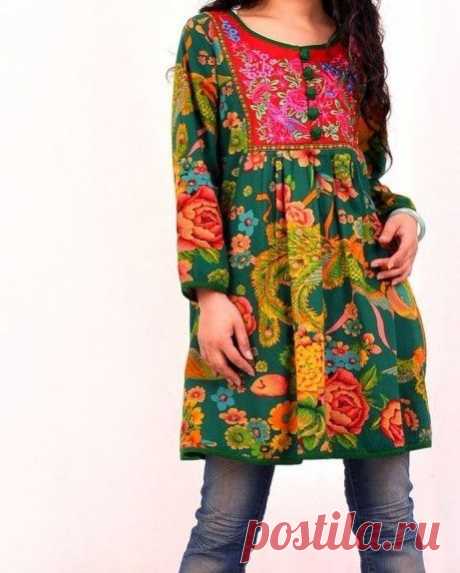 floral tunic and jeans | Style