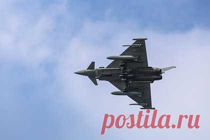 Польша подняла в воздух истребители из-за «активности России»