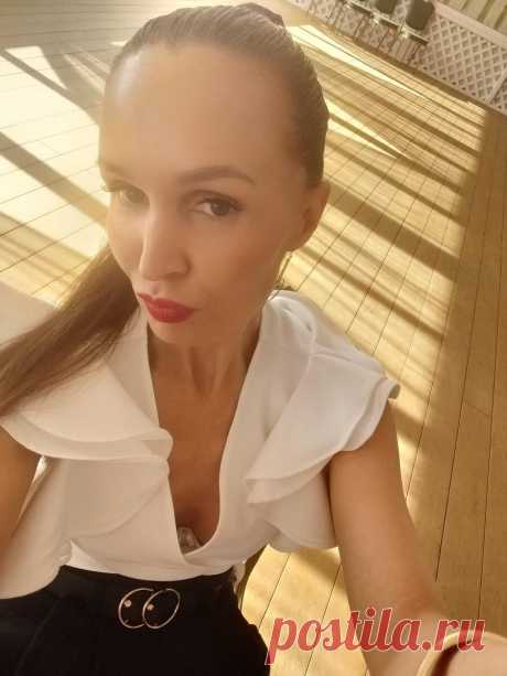 Что такое абсолютное принятие и любовь в действиях
В одной из своих недавних статей я писала о том, почему игнор всегда работает, однако не раскрыла понятие абсолютного принятия и любви. Иии по просьбе Ангелины и специально для нее публикую вот этот свой очередной шедевр. Ловите друзья. Абсолютное принятие и любовь человека таким, какой он есть, понятия не всегда четко определяемые.  Что стоит за […]
Читай дальше на сайте. Жми подробнее ➡