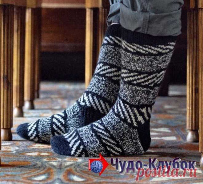схемы мужских носок спицами Монохромные