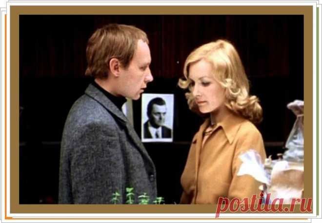 *** Какие песни без баянов, а Новый год без Катанянов!? | САМ СЕБЕ ПСИХОЛОГ *** Как, вы не знаете, кто такие Катаняны? Значит, вы не смотрели фильм «Ирония судьбы, или С легким паром!», а заодно «Забытую мелодию для флейты» и еще более позднюю рязановскую картину «Привет, дуралеи!».