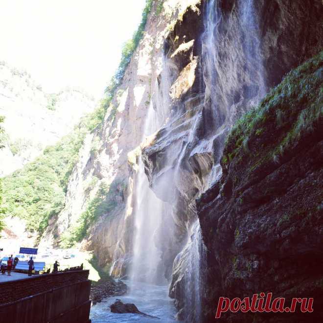 Иро4ка в Instagram: «#водопады #чегемскиеводопады #кабардинобалкария #отдых #всемлюбвиидобра #счастьеесть #прощайлето #пятигорск #partygorsk» 21 отметок «Нравится», 0 комментариев — Иро4ка (@woman_sk) в Instagram: «#водопады #чегемскиеводопады #кабардинобалкария #отдых #всемлюбвиидобра #счастьеесть #прощайлето…»