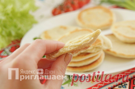 Хлеб не пеку и не покупаю в магазине — заменяю его вкусными лепешками, которые быстро готовлю на сковороде | Приглашаем к столу | Яндекс Дзен