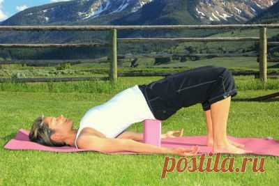 Комплекс асан йоги при остеохондрозе | FEMIANA