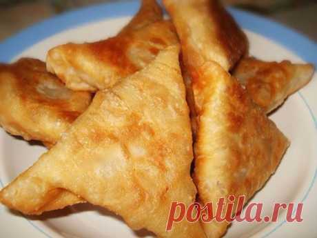Cлоёная самса с мясом.