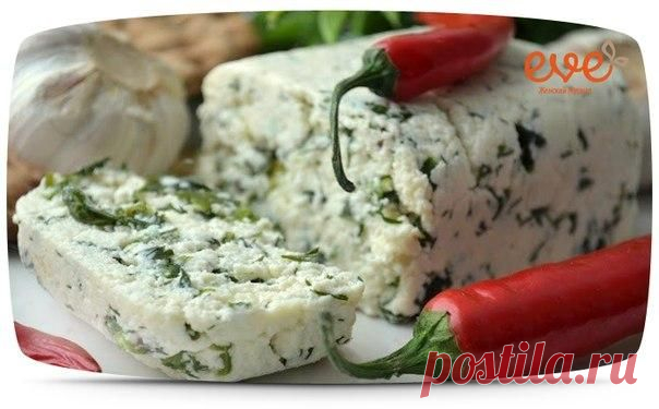 Домашний сыр с зеленью и тмином