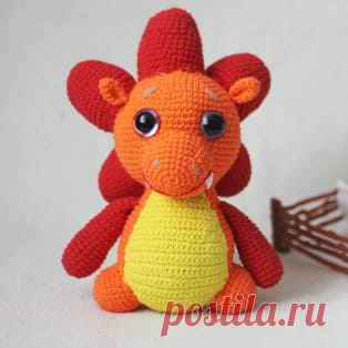 Дракоша Тоша амигуруми. Схемы и описания для вязания игрушек крючком! Бесплатный мастер-класс от Анастасии Макеевой по вязанию маленького дракончика из детского мультфильма 