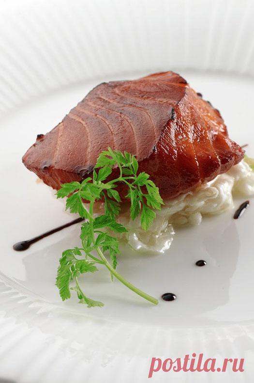 Филе трески в особом маринаде от шефа со звёздами Мишлена - Andy Chef (Энди Шеф) — блог о еде и путешествиях, пошаговые рецепты, интернет-магазин для кондитеров В ноябре я ездил в Гонконг и одним из пунктов посещения стал ресторан Shang Palace, который находится на Коулуне (неостровная часть города). Ресторан несколько лет подряд подтверждает статус двух звёзд Мишлена. Подробнее о самом ресторане я сделаю отдельный пост, где покажу, что я ел. В основном в нём подаётся кита...