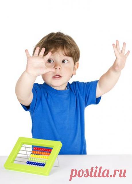 Таблицу умножения можно освоить на пальцах .