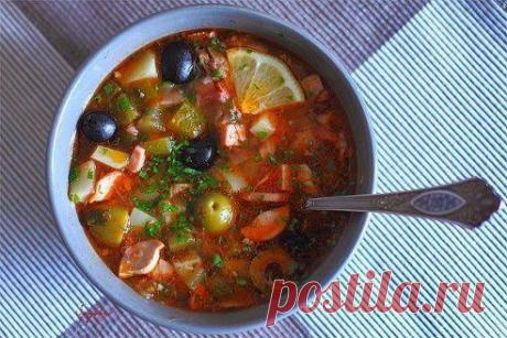 Солянка.Безумно вкуснo!! Быстро, легко и ОЧЕНЬ вкусно! Рецепт совсем простой. !! Более подробно о рецепте можете узнать в источникe: шеф-повар Одноклассники, по ссылке fastppc.net/51ea5 Рекомендуем посмотреть!!! Приятного аппетитa

Дорогие кулинары! Чтобы не потерять рецепт, жмите &quot;Класс!&quot;, а потом &quot;поделиться&quot;. Рецепт будет на вашей стене В Одноклассники. Всё ОК!