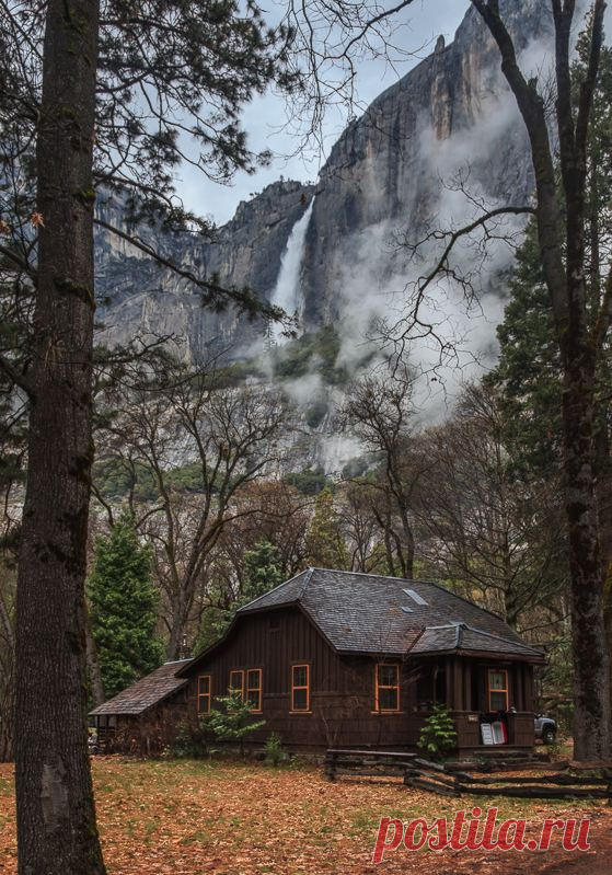 visitheworld:
“Living in Yosemite / USA (by Sabin Merino Basterretxea).
”