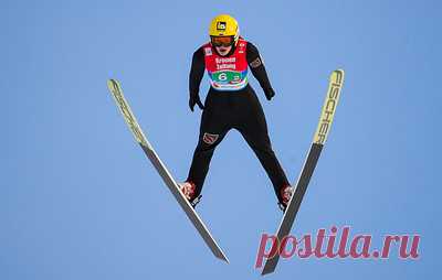 Прыгунья на лыжах с трамплина Кустова не разговаривала с тренерами о задачах на Олимпиаде. Олимпийские соревнования по прыжкам на лыжах с трамплина у женщин пройдут 5 февраля, на 7 февраля запланированы соревнования смешанных команд