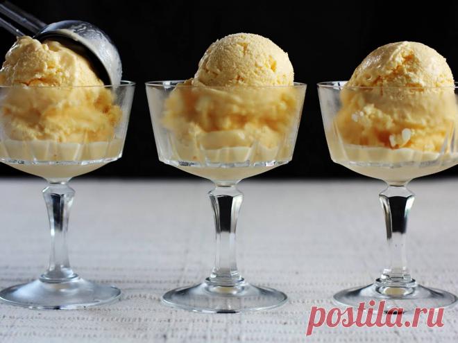 Как приготовить сырное мороженое? Простой рецепт | Tabulo Май в этом году получился не таким жарким, но все уже чувствуют приближение лета. Времени прохладительных напитков и, конечно, мороженного. В этой статье мы