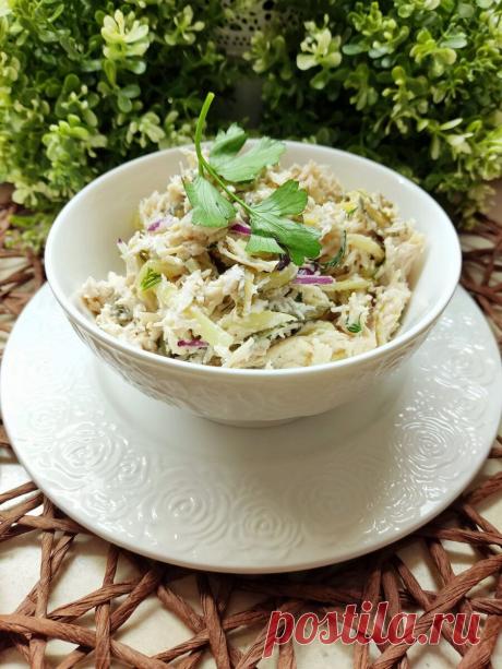 Подсмотрела рецепт салата в кафе, приготовила - оказался не салат, а белковая бомба для худеющих | ОколоПП | Пульс Mail.ru