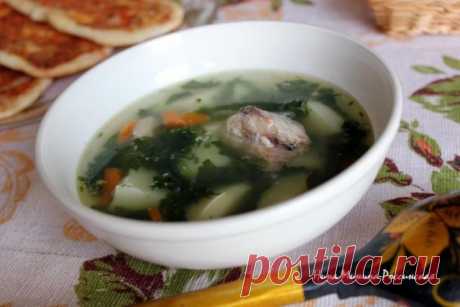 Суп с рыбными консервами и шпинатом | Русская кухня