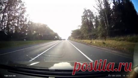 Мгновенная карма &quot;Мне кажется на фуре обосрался&quot;

https://rutube.ru/video/6fd1748f59dc86acdbed74f98ba92c5d/