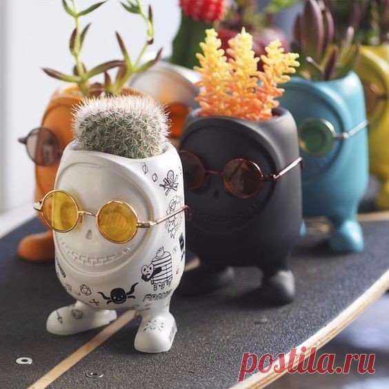 #ИдеиДляДома@delaemnesrazu 
Креативные горшки. Оцените