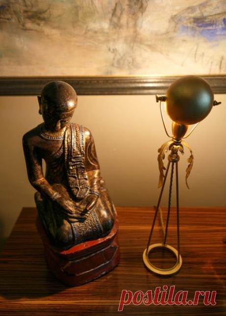 В гостях: Квартира с видом на канал и артистическим характером