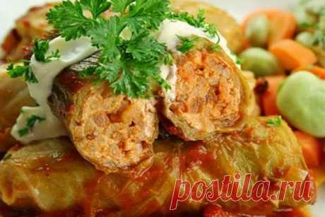 Вкусные голубцы с рисом и свининой  





 



 

ИНГРЕДИЕНТЫ:
Таблица мер


капуста
1 кочан


свинина
500 г


морковь
2-3 шт.


соус томатный
1 стакан


майонез
1 стакан


рис
1 стакан


лук репчатый
1-2 головки


перец черный молотый…