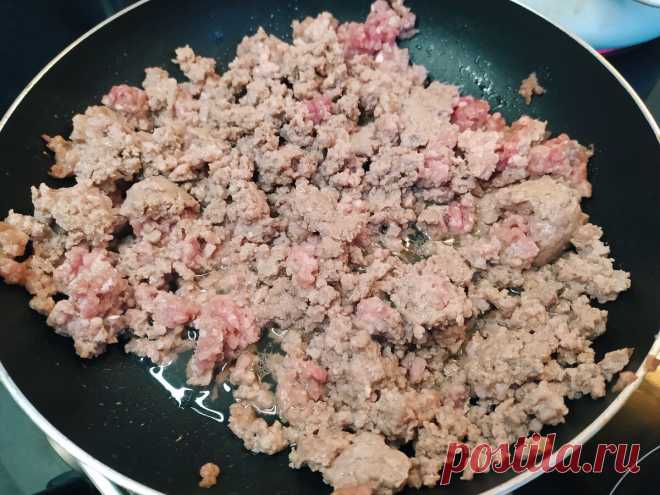 Запекаю фарш под картофельной шапкой – получается вкусное горячее блюдо для новогоднего стола | Ксюша-Печенюша | Яндекс Дзен