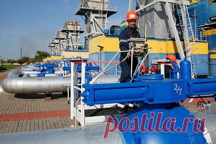 Украина предложила России продлить газовый контракт. Гендиректор «Оператора ГТС Украины» Сергей Макогон рассказал о том, что Киев предложил России продлить контракт на транзит газа до окончания настоящего соглашения, действующего до 2024 года. По его словам, на сегодняшний день Украина готова подписать контракт на следующие 10-15 лет.